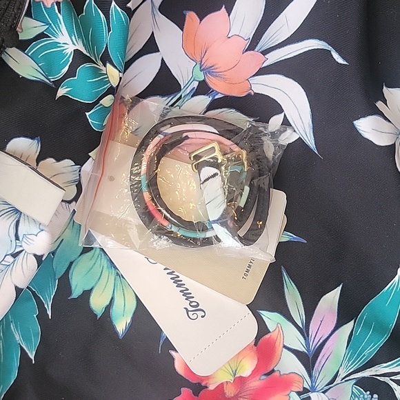 Tommy Bahama Floral springs bandeau - Picture 5 of 8